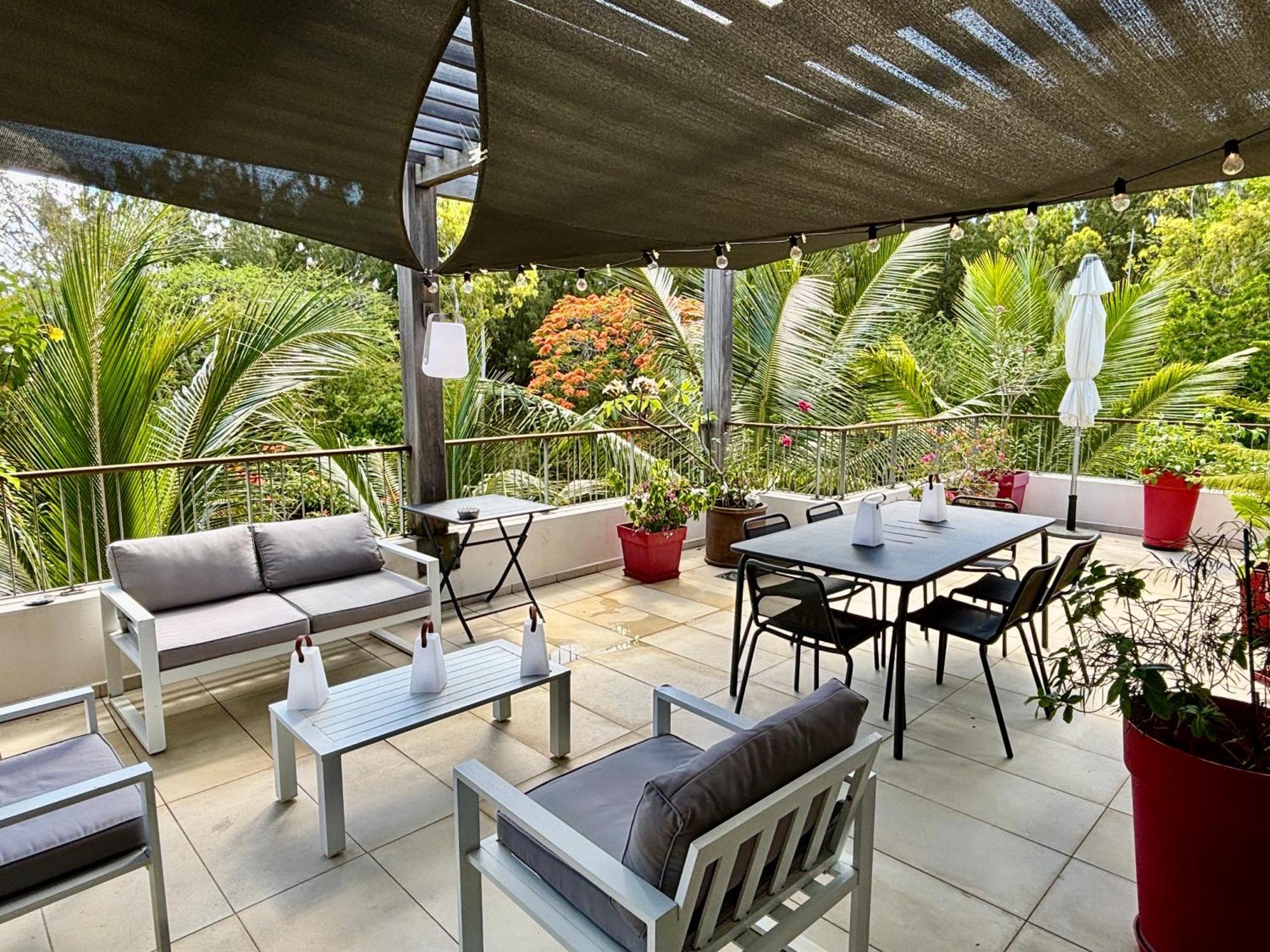 Mont Choisy Le Parc By Pam Golding Apartment Exterior photo